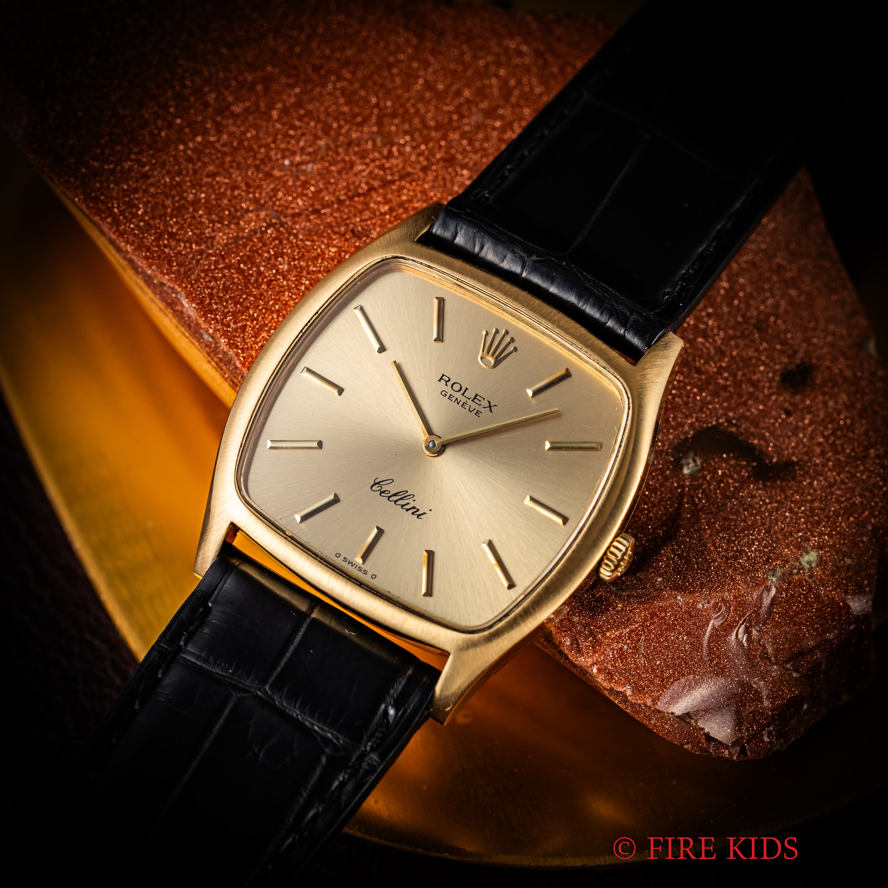 ロレックス 1975年製 チェリーニ トノー型 18金無垢イエローゴールド Cal.1601 Ref.3805 シグマダイヤル