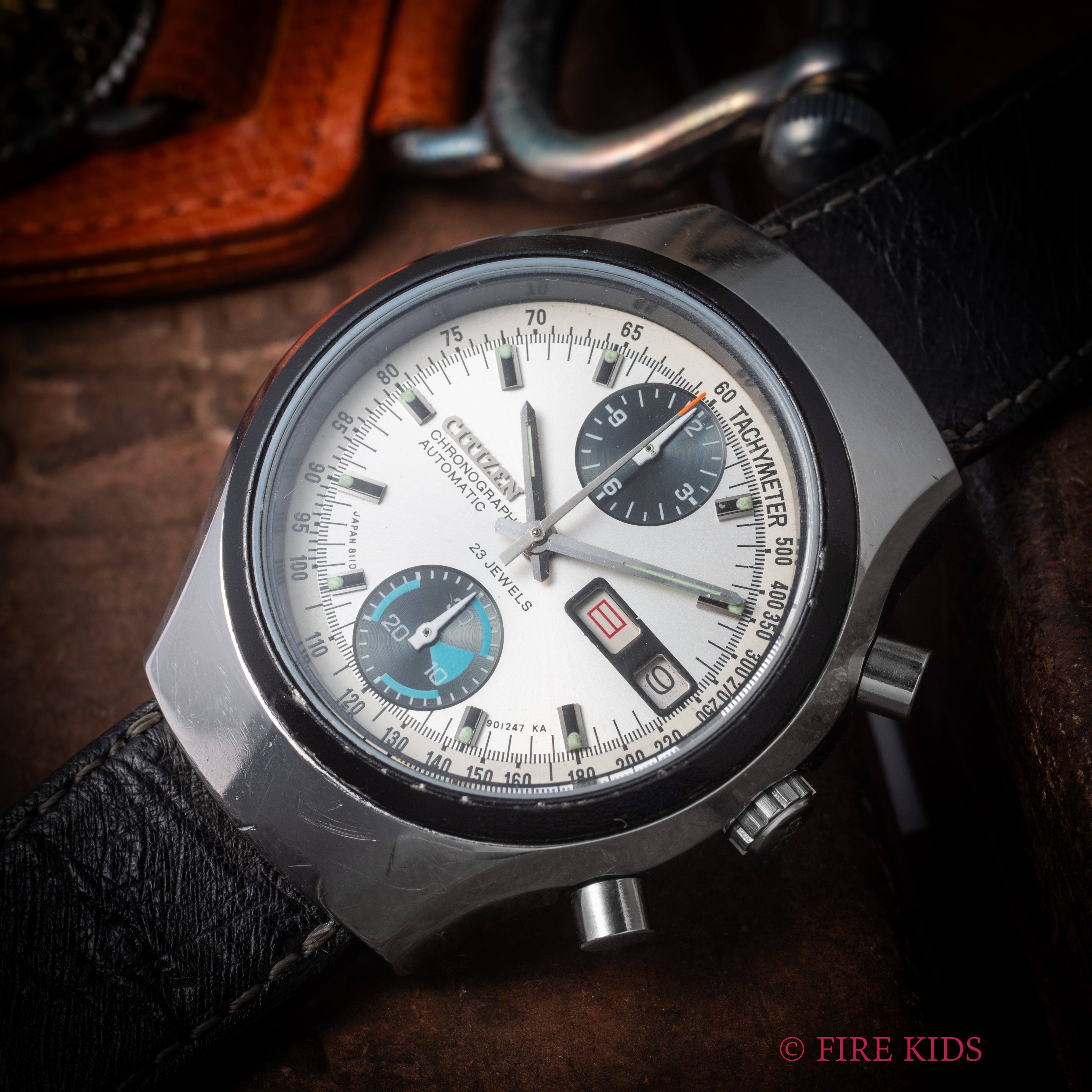 シチズン チャレンジタイマー 1975年製 パンダダイヤル 自動巻きクロノグラフ 純正革ベルト